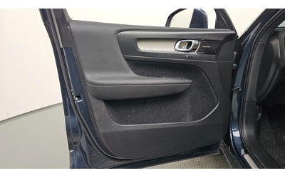 Volvo XC40 B4 Inscription - автомобили, коли, обяви за нови и употребявани 9