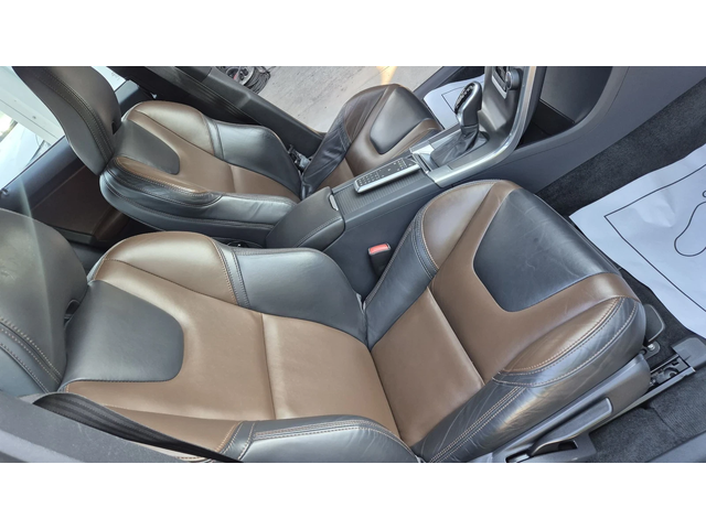 Volvo XC60 2.4 D5 100%РЕАЛНИ FULL 4Х4 ЛИЗИНГ ВИДЕО - автомобили, коли, обяви за нови и употребявани 13