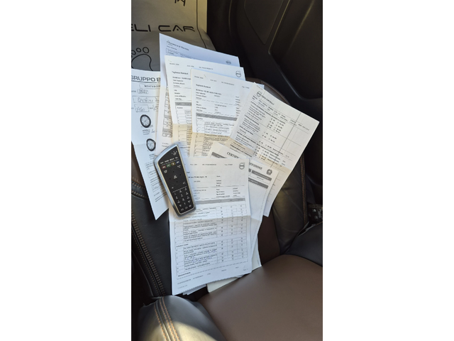 Volvo XC60 2.4 D5 100%РЕАЛНИ FULL 4Х4 ЛИЗИНГ ВИДЕО - автомобили, коли, обяви за нови и употребявани 8