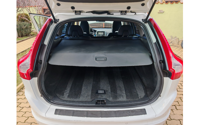 Volvo XC60 2.0-D4-НАВИ-КОЖА - автомобили, коли, обяви за нови и употребявани 15