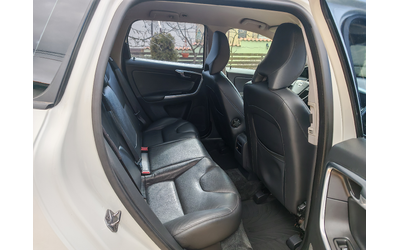 Volvo XC60 2.0-D4-НАВИ-КОЖА - автомобили, коли, обяви за нови и употребявани 9
