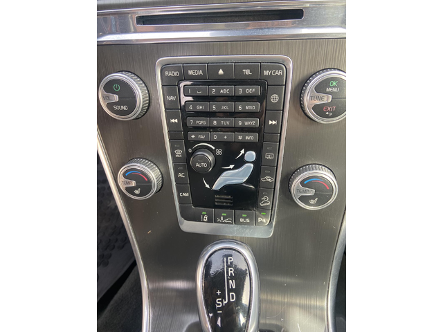 Volvo XC60, 2015 г., 287000 км, 181 к.с. - автомобили, коли, обяви за нови и употребявани 17