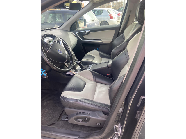 Volvo XC60, 2015 г., 287000 км, 181 к.с. - автомобили, коли, обяви за нови и употребявани 19