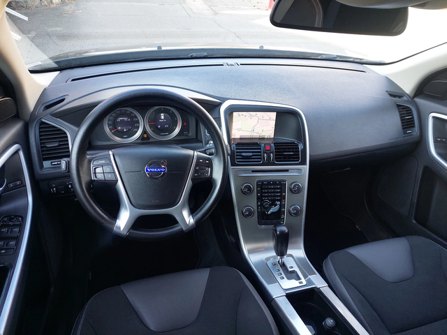 Volvo XC60 D3 2, 4D 163ps - автомобили, коли, обяви за нови и употребявани 5