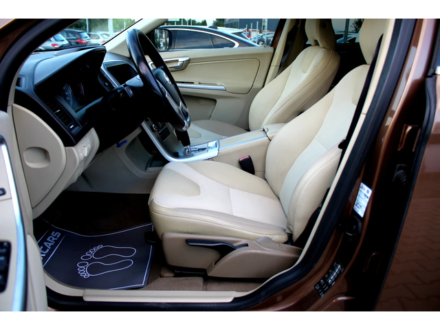 Volvo XC60 2.4D ЛИЗИНГ - автомобили, коли, обяви за нови и употребявани 10