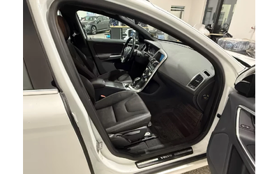 Volvo XC60 2.0 D4 Momentum 181ps Geartronic Xenon Navi - автомобили, коли, обяви за нови и употребявани 7