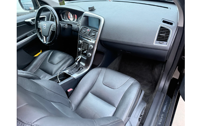 Volvo XC60 Бенз/ГАЗ* ПОДГРЕВ* 4х4* КАМЕРА* АВТОПИЛОТ - автомобили, коли, обяви за нови и употребявани 13