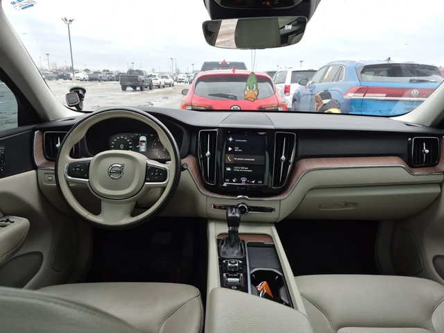 Volvo XC60 * MOMENTUM * CARFAX * ЦЕНА ДО БГ - автомобили, коли, обяви за нови и употребявани 6