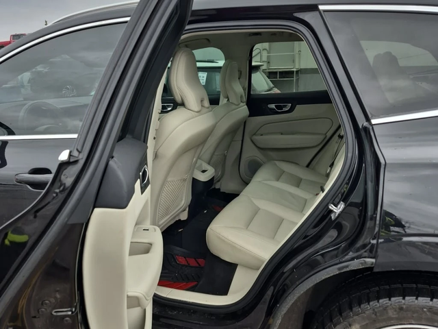 Volvo XC60 * MOMENTUM * CARFAX * ЦЕНА ДО БГ - автомобили, коли, обяви за нови и употребявани 8