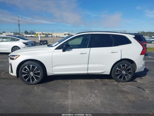 Volvo XC60 B5 PLUS DARK THEME - автомобили, коли, обяви за нови и употребявани 7