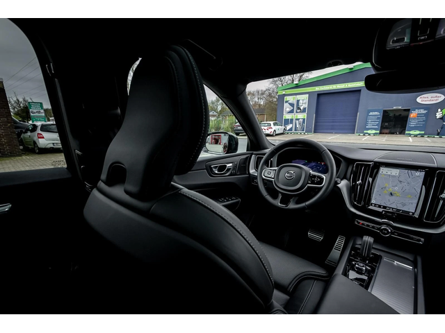 Volvo XC60 R-Design - автомобили, коли, обяви за нови и употребявани 12