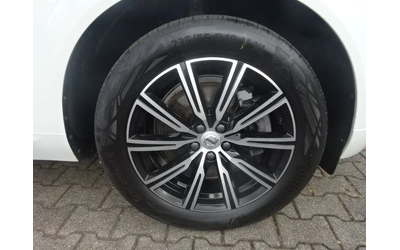 Volvo XC60 - автомобили, коли, обяви за нови и употребявани 8