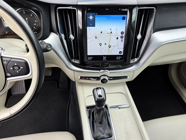 Volvo XC60 2.0/D4/AWD/Automatic - автомобили, коли, обяви за нови и употребявани 9
