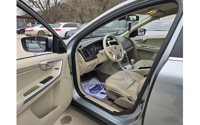 Volvo XC60 2.4D4 4Х4 163к.с - автомобили, коли, обяви за нови и употребявани 9