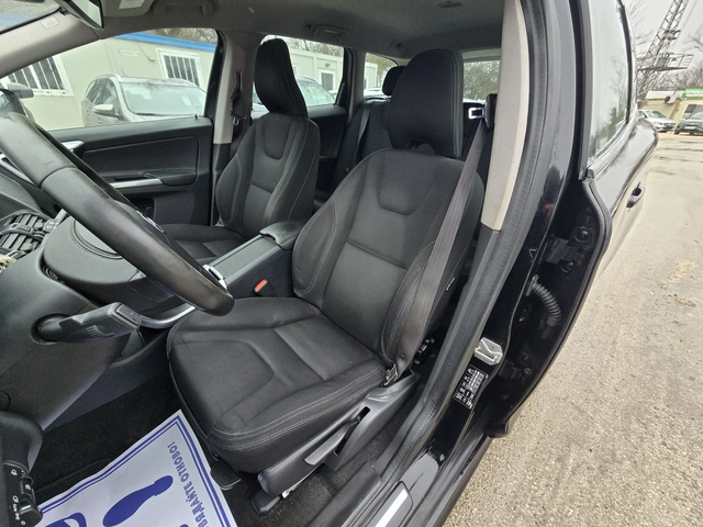 Volvo XC60 2.0d 190к.с 4х4 - автомобили, коли, обяви за нови и употребявани 8