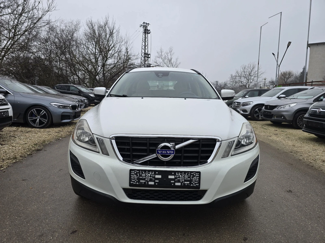 Volvo XC60 2.4d 163к.с 4x4 6 скорости - автомобили, коли, обяви за нови и употребявани 4