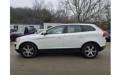Volvo XC60 2.4d 163к.с 4x4 6 скорости - автомобили, коли, обяви за нови и употребявани 6