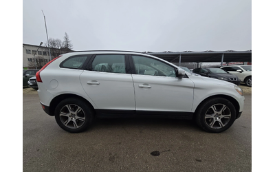 Volvo XC60 2.4d 163к.с 4x4 6 скорости - автомобили, коли, обяви за нови и употребявани 7