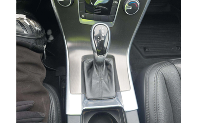 Volvo XC60 T6* ДИГИТАЛНО* ТАБЛО* ПОДГРЕВ* КАМЕРА* КЕЙЛЕС* - автомобили, коли, обяви за нови и употребявани 8