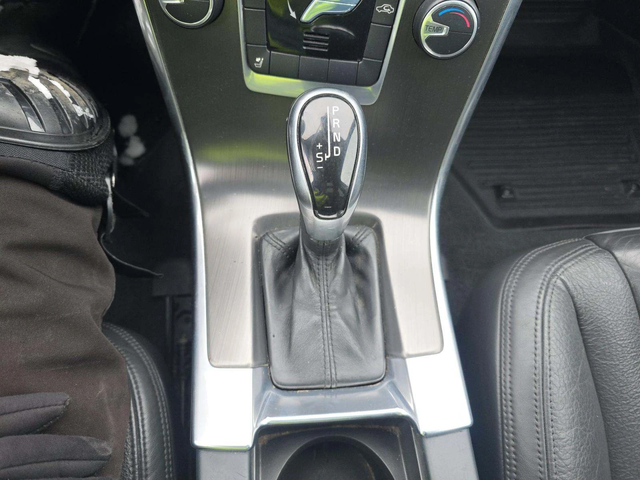 Volvo XC60 T6* ДИГИТАЛНО* ТАБЛО* ПОДГРЕВ* КАМЕРА* КЕЙЛЕС* - автомобили, коли, обяви за нови и употребявани 8