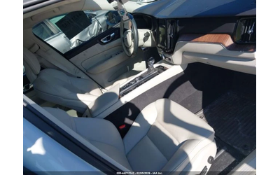 Volvo XC60 * T5* MOMENTUM* KEYLESS* КОЖА* ПОДГРЕВ* КАМЕРА* - автомобили, коли, обяви за нови и употребявани 8