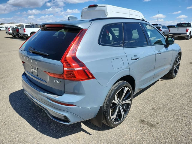 Volvo XC60 * R Design * ПАНОРАМА* KEYLESS* + ГУМИ * - автомобили, коли, обяви за нови и употребявани 2