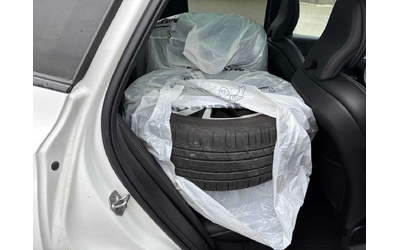 Volvo XC60 * R Design * DISTRONIC* PANO* + ГУМИ - автомобили, коли, обяви за нови и употребявани 14
