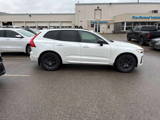 Volvo XC60 * R Design * DISTRONIC* PANO* + ГУМИ - автомобили, коли, обяви за нови и употребявани 2
