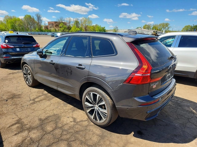 Volvo XC60 B5 AWD PLUS| 360| КОЖЕН САЛОН - автомобили, коли, обяви за нови и употребявани 1