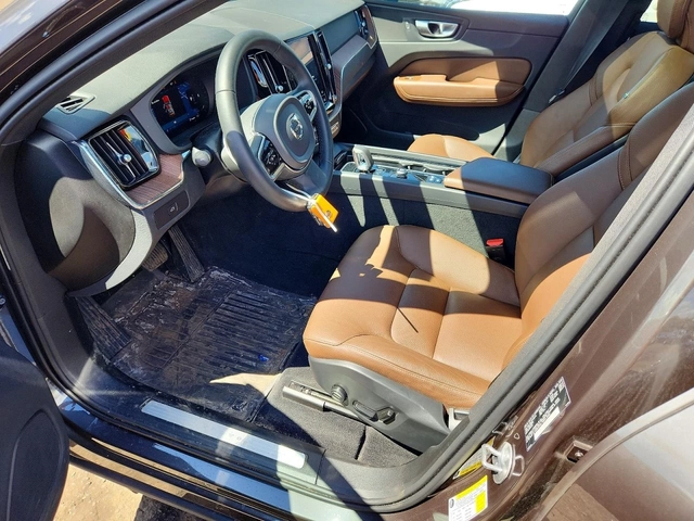 Volvo XC60 B5 AWD PLUS| 360| КОЖЕН САЛОН - автомобили, коли, обяви за нови и употребявани 6