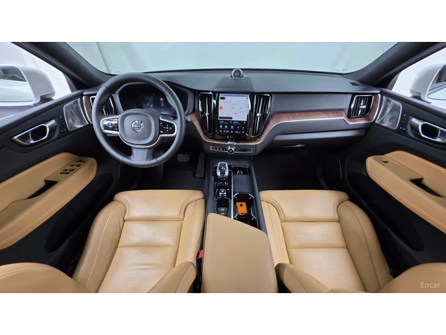 Volvo XC60 B5* ULTRA BRIGHT* Bowers&Wilkins* PANO* ПОДГРЕВ* О - автомобили, коли, обяви за нови и употребявани 5