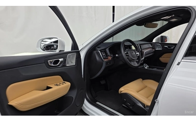 Volvo XC60 B5* ULTRA BRIGHT* Bowers&Wilkins* PANO* ПОДГРЕВ* О - автомобили, коли, обяви за нови и употребявани 8