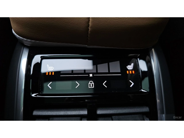 Volvo XC60 B5 Ultra Bright* HUD* 360* МАСАЖИ* КОЖА* ПАНО - автомобили, коли, обяви за нови и употребявани 16