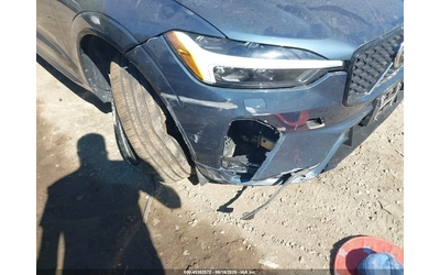 Volvo XC60 * B5* PLUS* DARK* ПАНО* KEYLESS* Camera* ПОДГРЕВ* - автомобили, коли, обяви за нови и употребявани 9