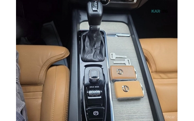 Volvo XC60 D5 INSCRIPTION* КОЖА* ОБДУХВ* НАВИ* ПАНО* 360* HUD - автомобили, коли, обяви за нови и употребявани 7