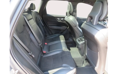 Volvo XC60 T6 R-DESIGN* 360* DISTRONIC* PANO* CARPLAY - автомобили, коли, обяви за нови и употребявани 6