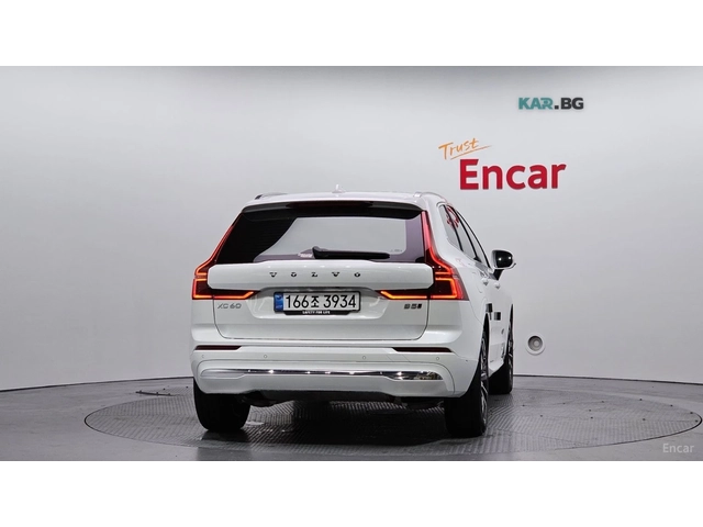 Volvo XC60 B5* ОБДУХВАНЕ* HEAD UP* DISTRONIC - автомобили, коли, обяви за нови и употребявани 3