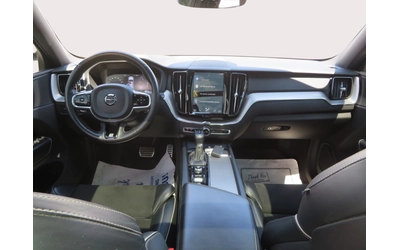 Volvo XC60 T6 AWD R-Design - автомобили, коли, обяви за нови и употребявани 10