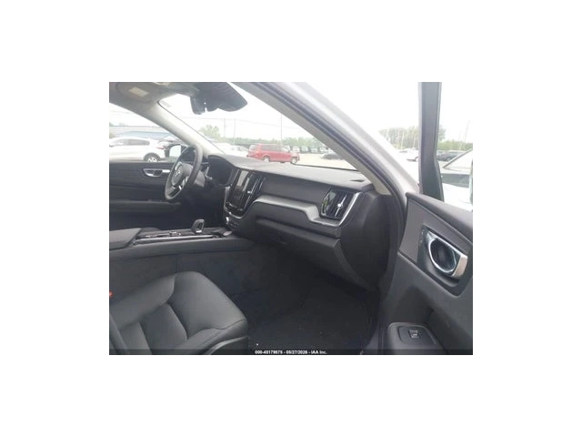 Volvo XC60 B5 PLUS - автомобили, коли, обяви за нови и употребявани 4
