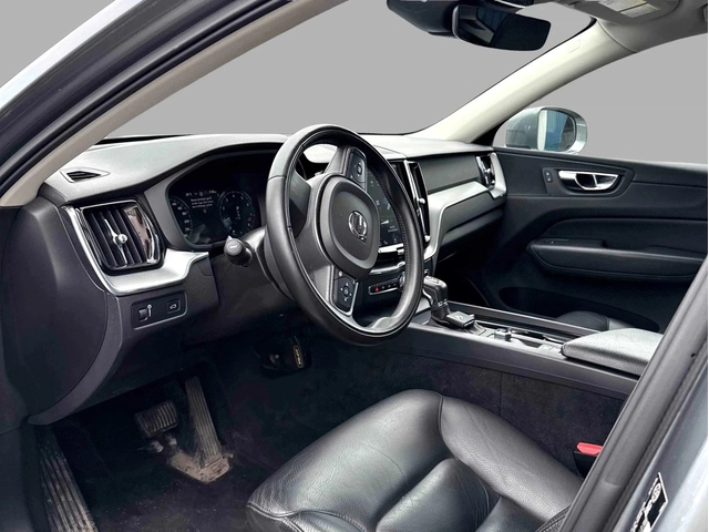 Volvo XC60 T6 Momentum AWD | 316 к.с. | Heated Seats - автомобили, коли, обяви за нови и употребявани 5