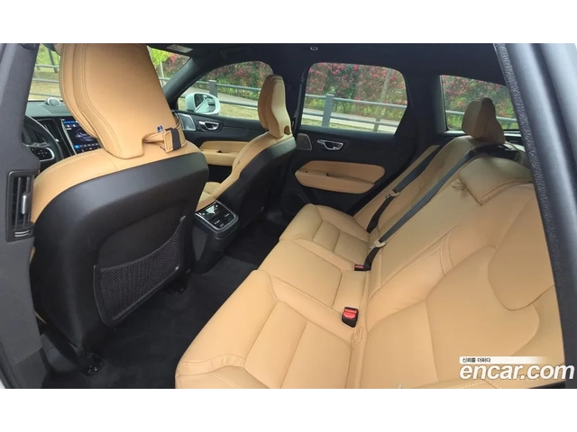 Volvo XC60 B6 ULTIMATE BRIGHT - автомобили, коли, обяви за нови и употребявани 12