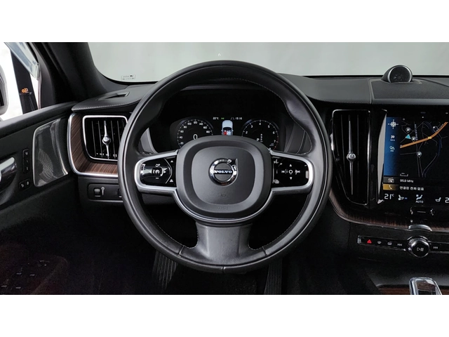 Volvo XC60 B6 Inscription | 360  | HUD | Adaptive Cruise | Ma - автомобили, коли, обяви за нови и употребявани 11