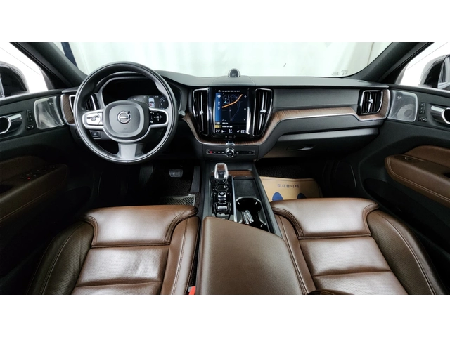 Volvo XC60 B6 Inscription | 360  | HUD | Adaptive Cruise | Ma - автомобили, коли, обяви за нови и употребявани 4