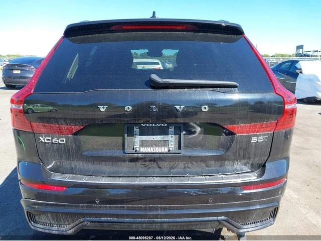 Volvo XC60 B5 Core AWD - автомобили, коли, обяви за нови и употребявани 13