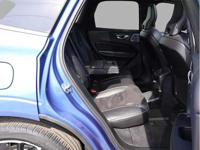 Volvo XC60 T8 R-Design Plug-in Hybrid AWD - автомобили, коли, обяви за нови и употребявани 9