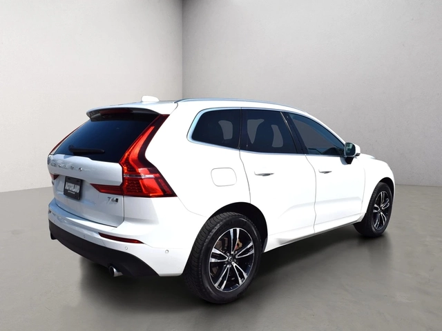 Volvo XC60 T6 AWD Momentum - автомобили, коли, обяви за нови и употребявани 4