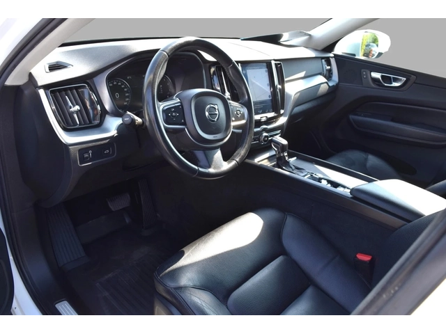 Volvo XC60 T6 AWD Momentum - автомобили, коли, обяви за нови и употребявани 8