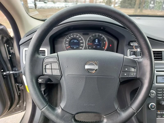 Volvo Xc70 D5 UNIKAT!!!! - автомобили, коли, обяви за нови и употребявани 6