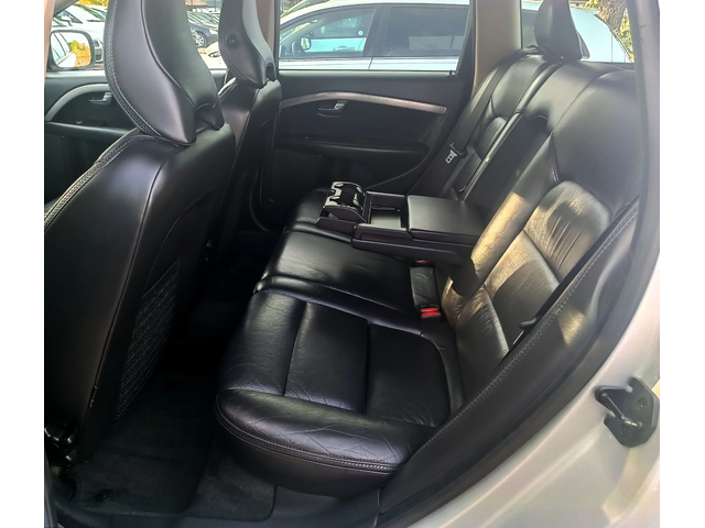 Volvo Xc70 2.4D5/SIMNUM - автомобили, коли, обяви за нови и употребявани 12