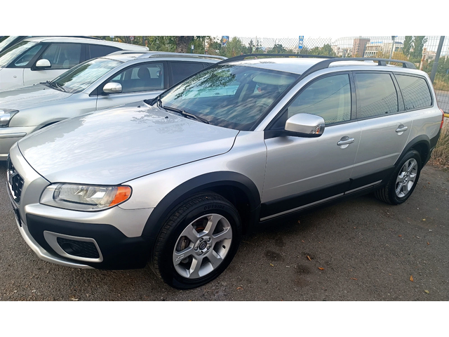 Volvo Xc70 2.4D5/SIMNUM - автомобили, коли, обяви за нови и употребявани 1